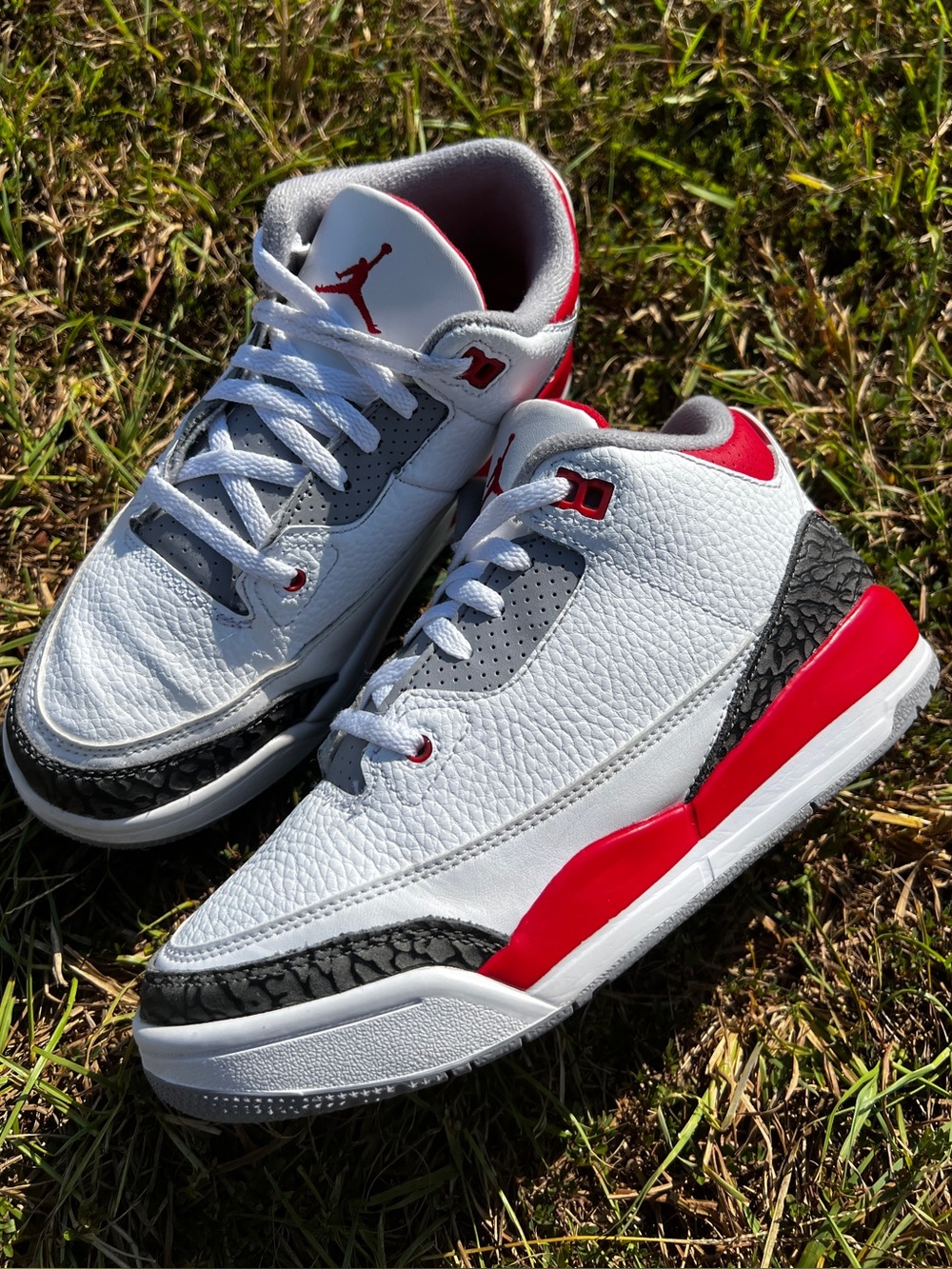 CLEAN Air Jordan 3 size 3 Fire Red 2022 Retro Kids shoes